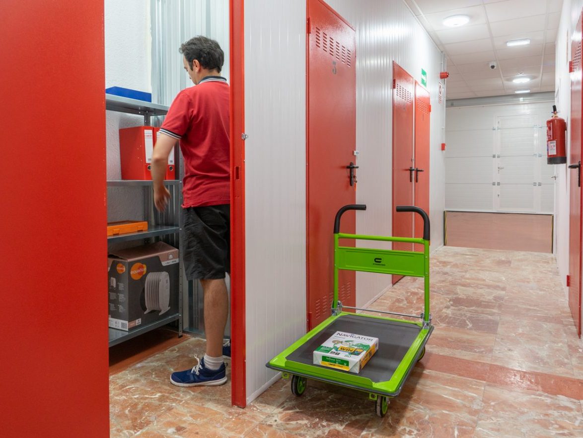 Trasteros de alquiler para particulares y empresas en Pueblo Nuevo