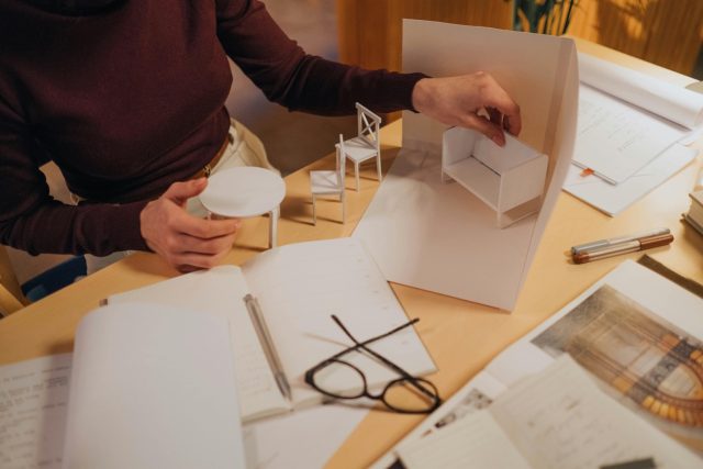 trasteros-de-alquiler-en-madrid-para-tus-aficciones en tamaño grande Alquilar un trastero como extensión de tu hogar en Madrid: Más que un simple almacenamiento